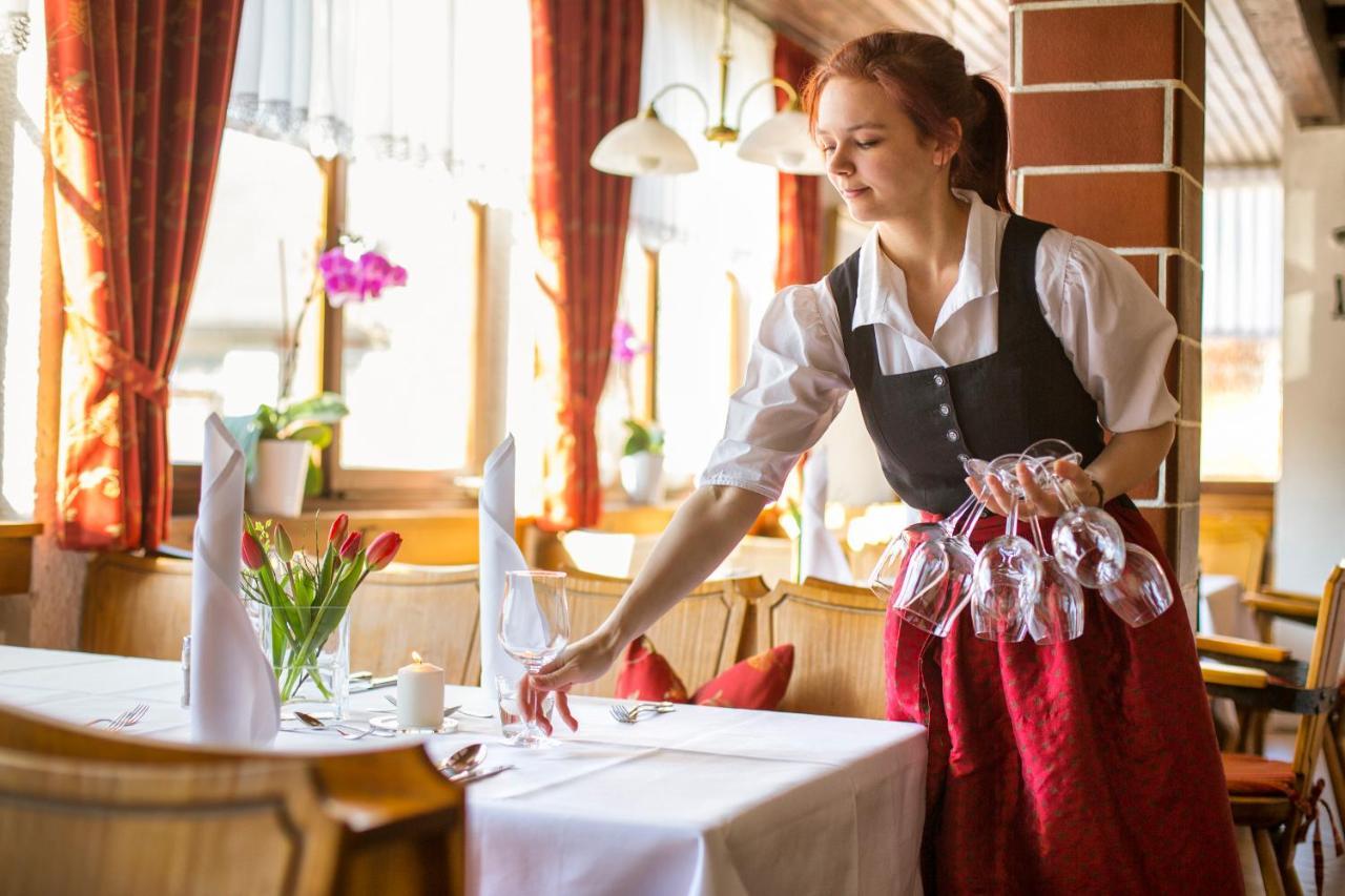 Invite Hotel Loewen Freiburg מראה חיצוני תמונה