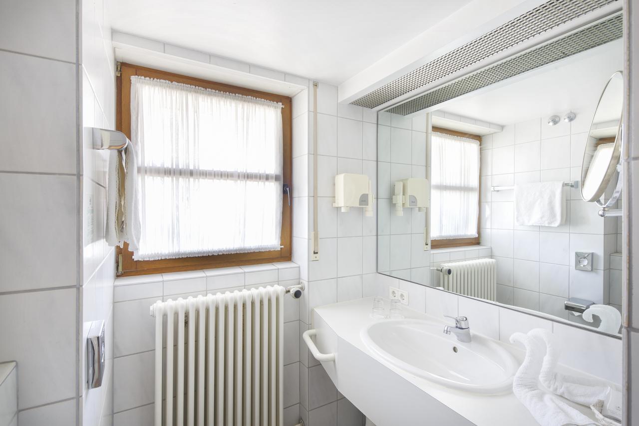 Invite Hotel Loewen Freiburg מראה חיצוני תמונה