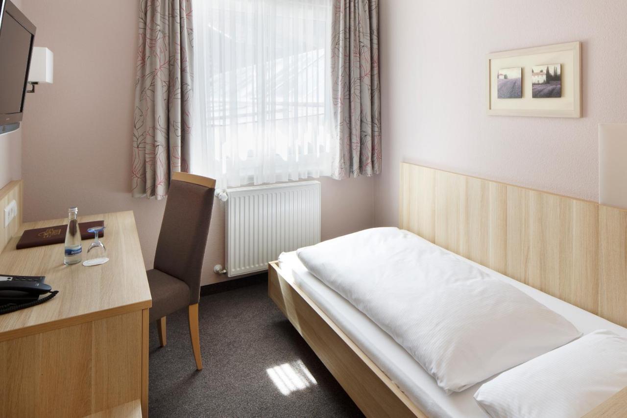 Invite Hotel Loewen Freiburg מראה חיצוני תמונה